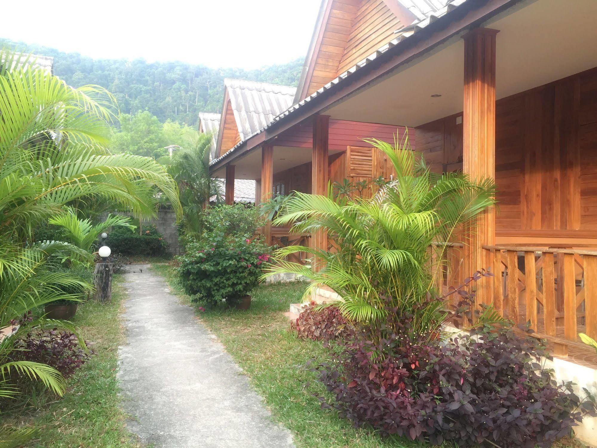 Poonsap Resort Ko Lanta المظهر الخارجي الصورة