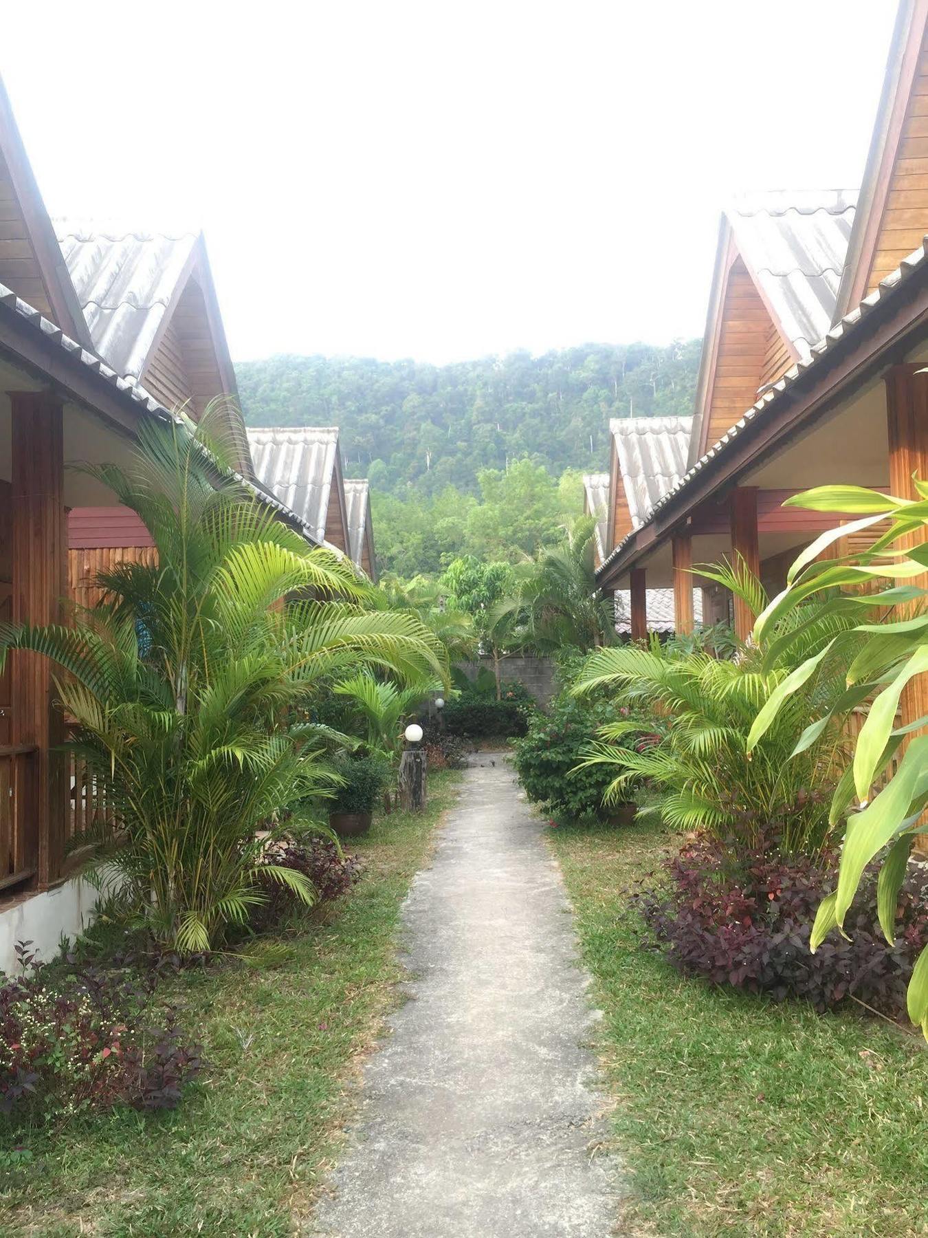 Poonsap Resort Ko Lanta المظهر الخارجي الصورة
