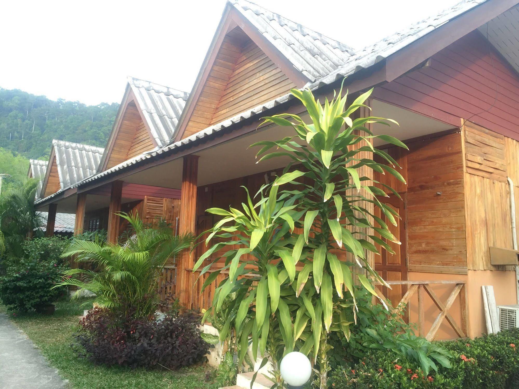 Poonsap Resort Ko Lanta المظهر الخارجي الصورة